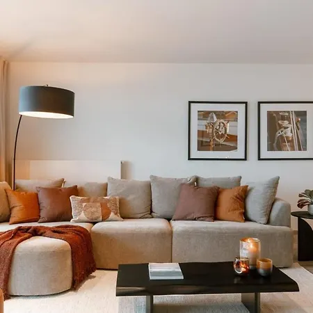 דירה Huswell - Beautiful Overlooking The Marina