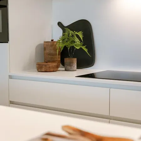 Huswell - Beautiful Overlooking The Marina Apartamento Ostend