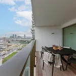 Huswell - Beautiful Overlooking The Marina 公寓 *